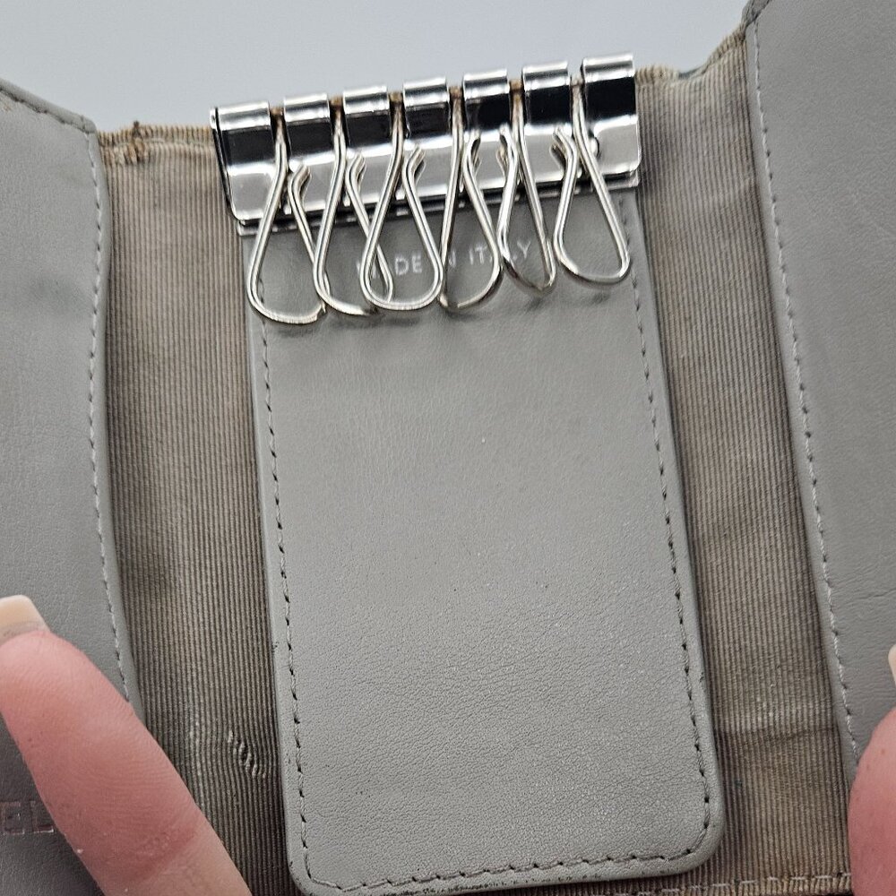📌SOLD📌 Chanel Quilted Caviar 6 Keycase/Card holder - Picture 11 of 11